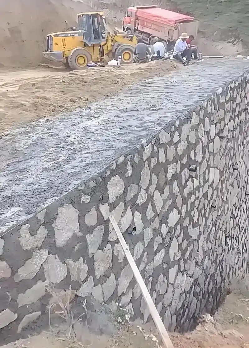郑州上街区边坡加固